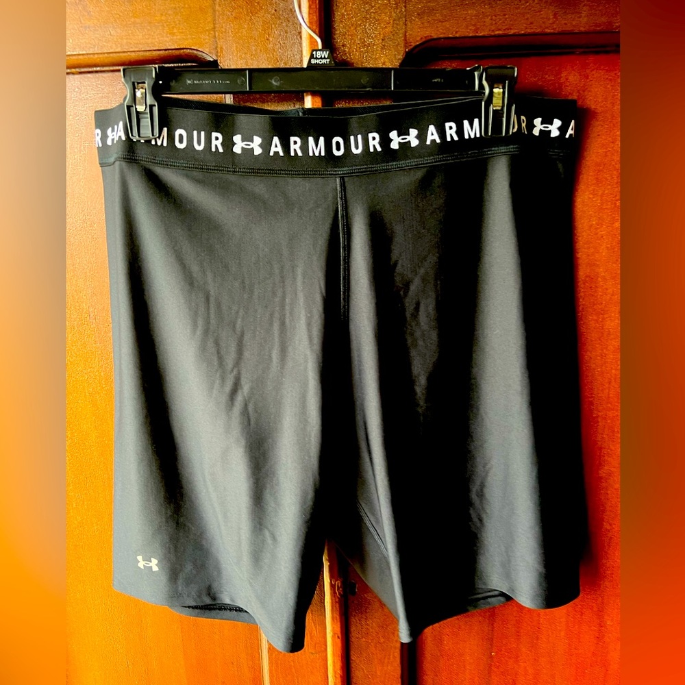 COPY - Woman Plus short